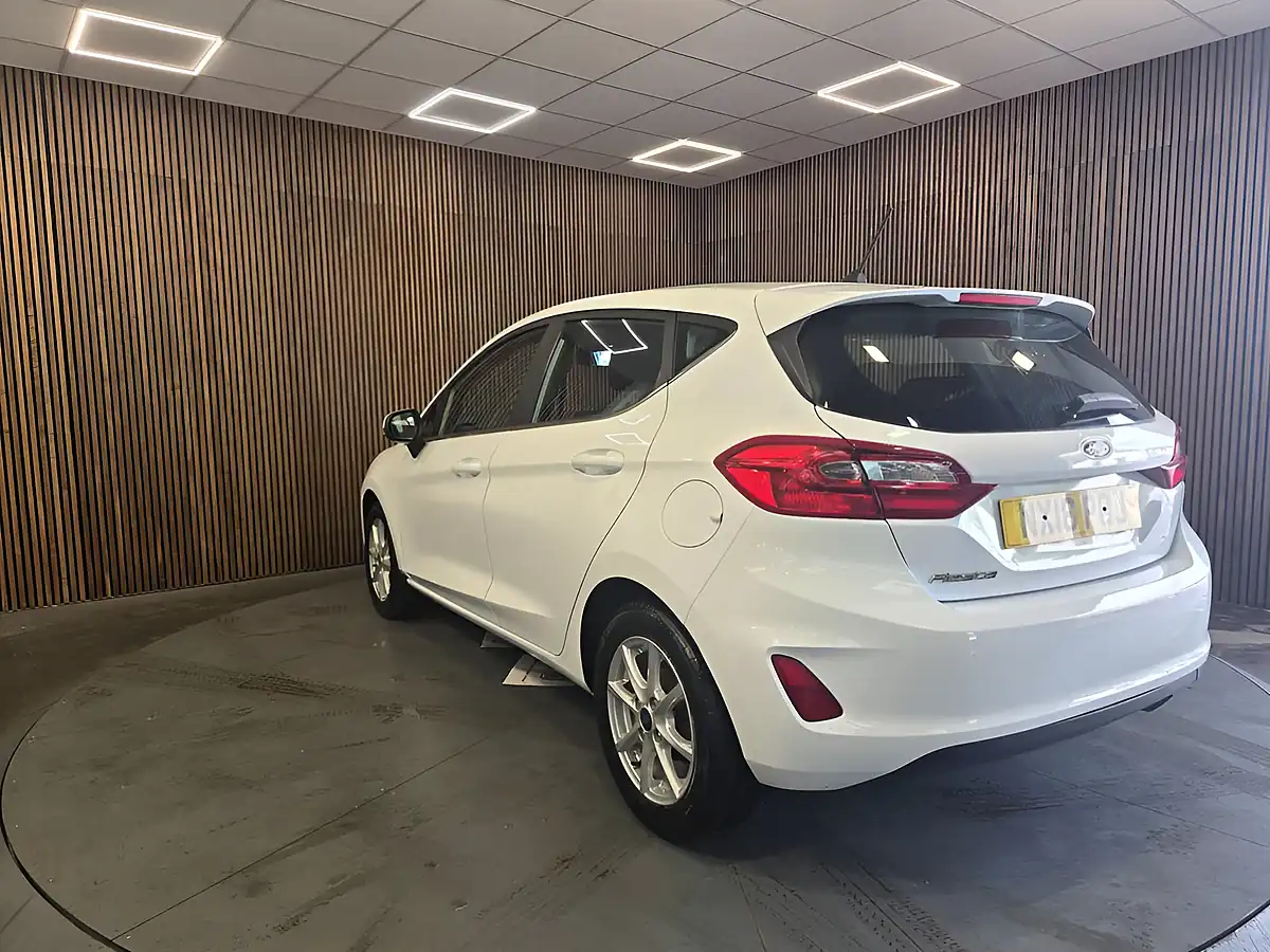 Used 2018 Ford Fiesta Zetec White - Interior and Exterior details 5
