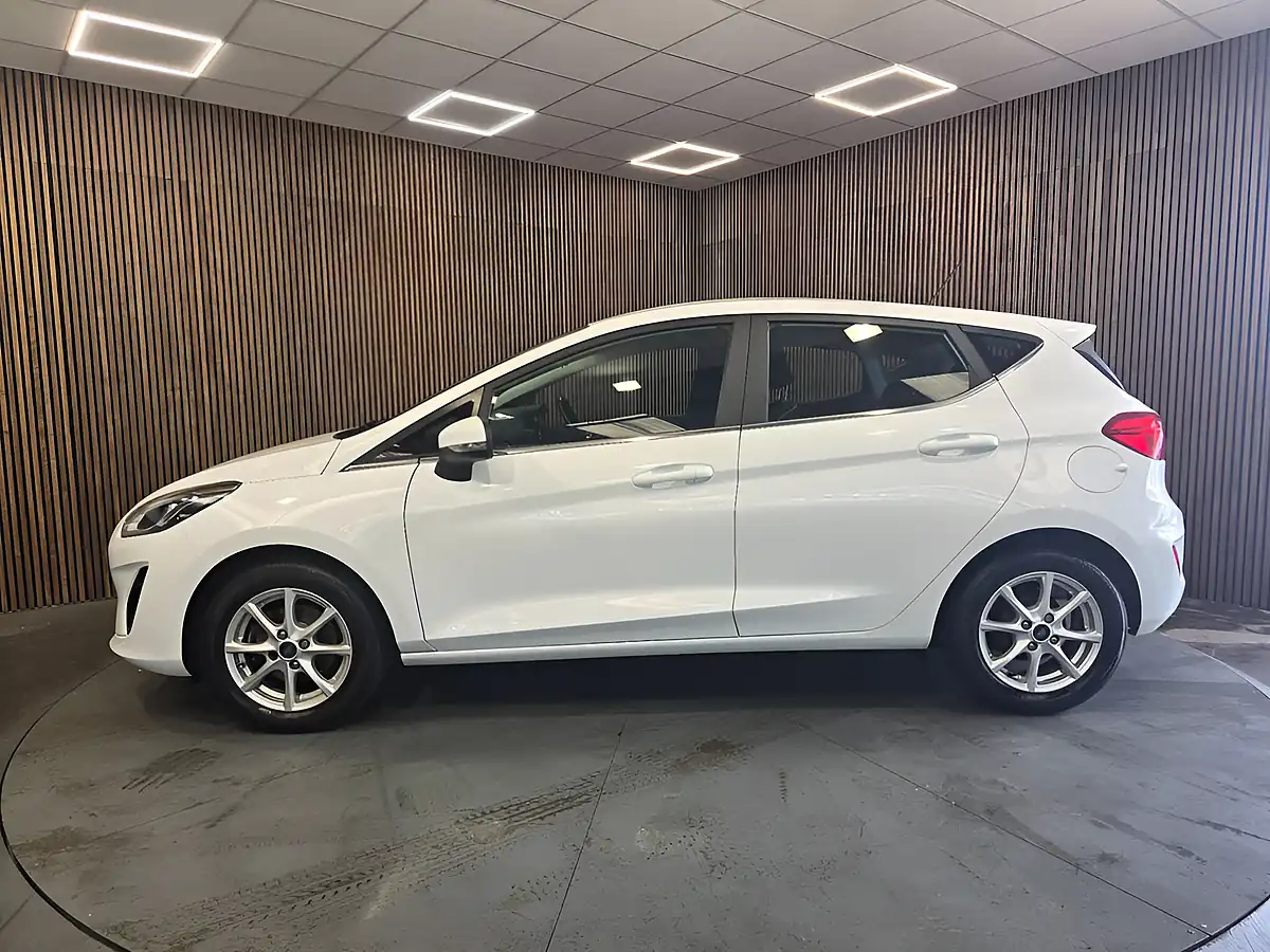 Used 2018 Ford Fiesta Zetec White - Interior and Exterior details 6