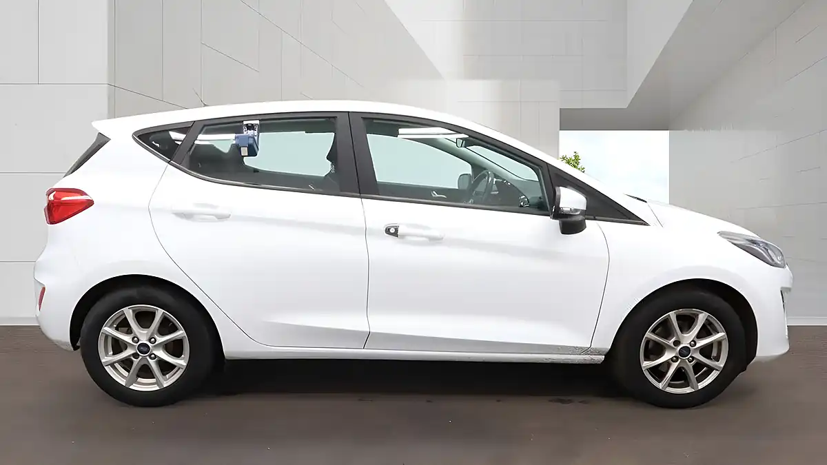 Used 2018 Ford Fiesta Zetec White - Interior and Exterior details 5