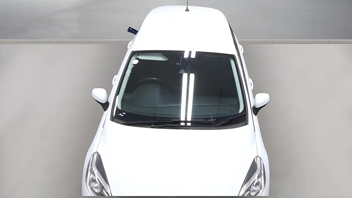 Used 2018 Ford Fiesta Zetec White - Interior and Exterior details 7