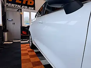 Used 2018 Ford Fiesta Zetec White - Interior and Exterior details 6