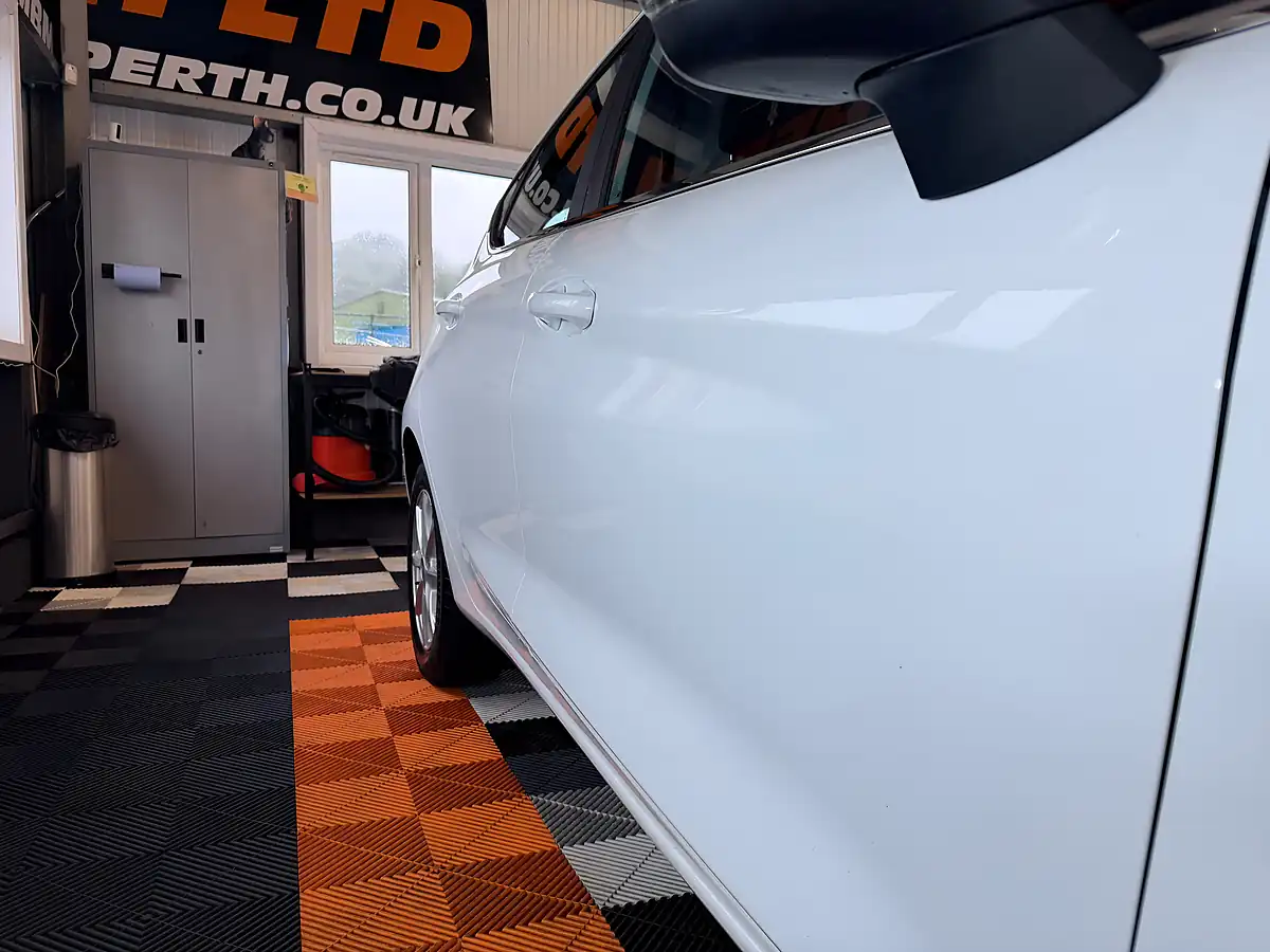Used 2018 Ford Fiesta Zetec White - Interior and Exterior details 6