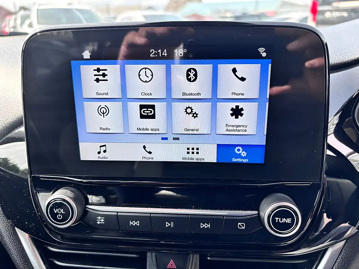 Used 2018 Ford Fiesta Zetec White - Interior and Exterior details 7