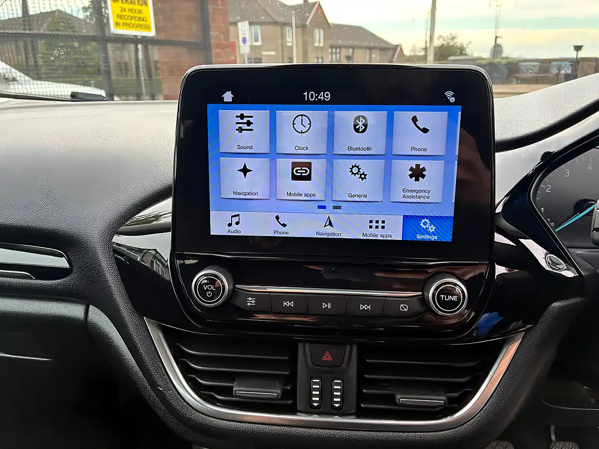 Used 2018 Ford Fiesta Zetec White - Interior and Exterior details 12