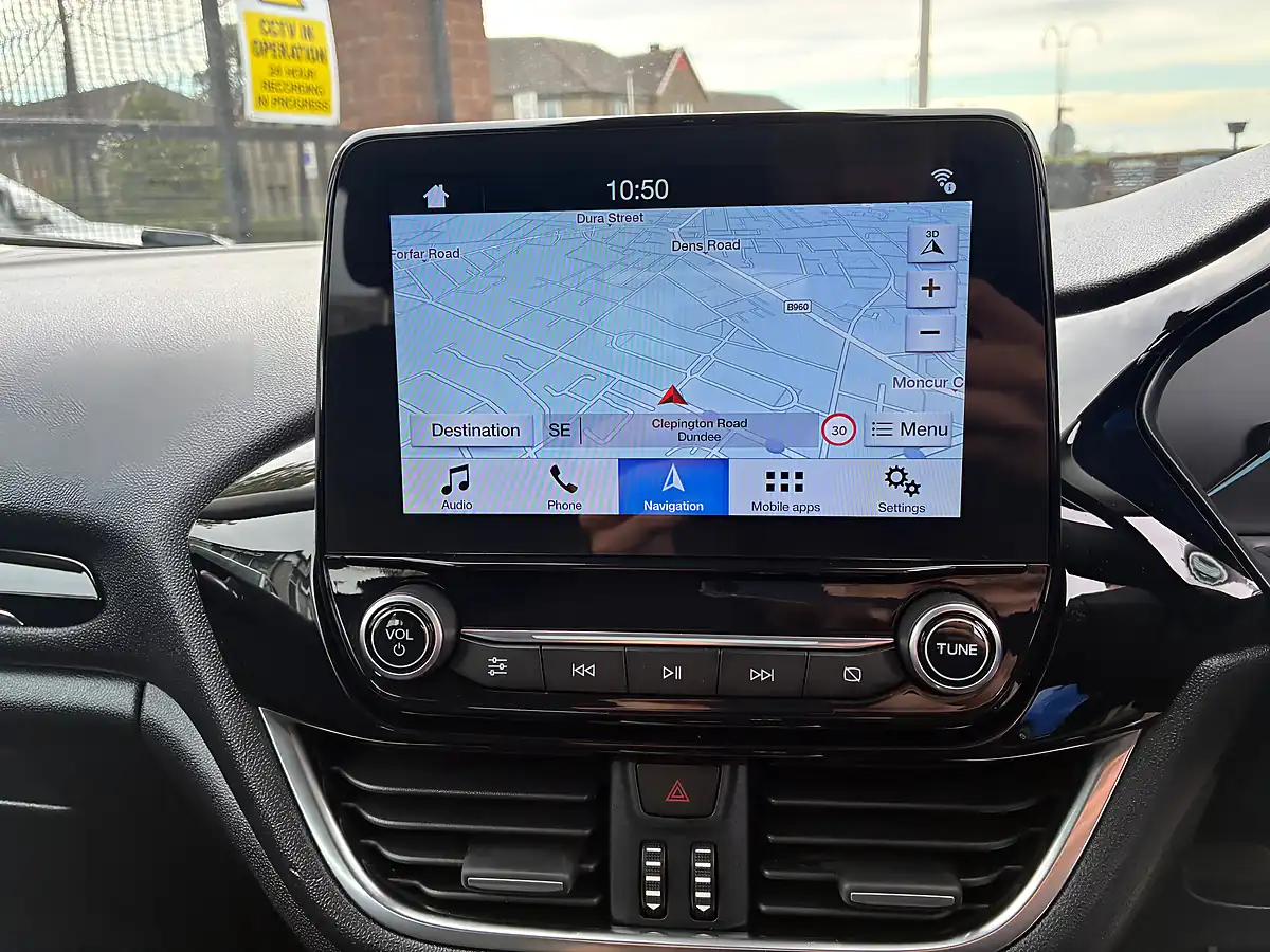 Used 2018 Ford Fiesta Zetec White - Interior and Exterior details 13