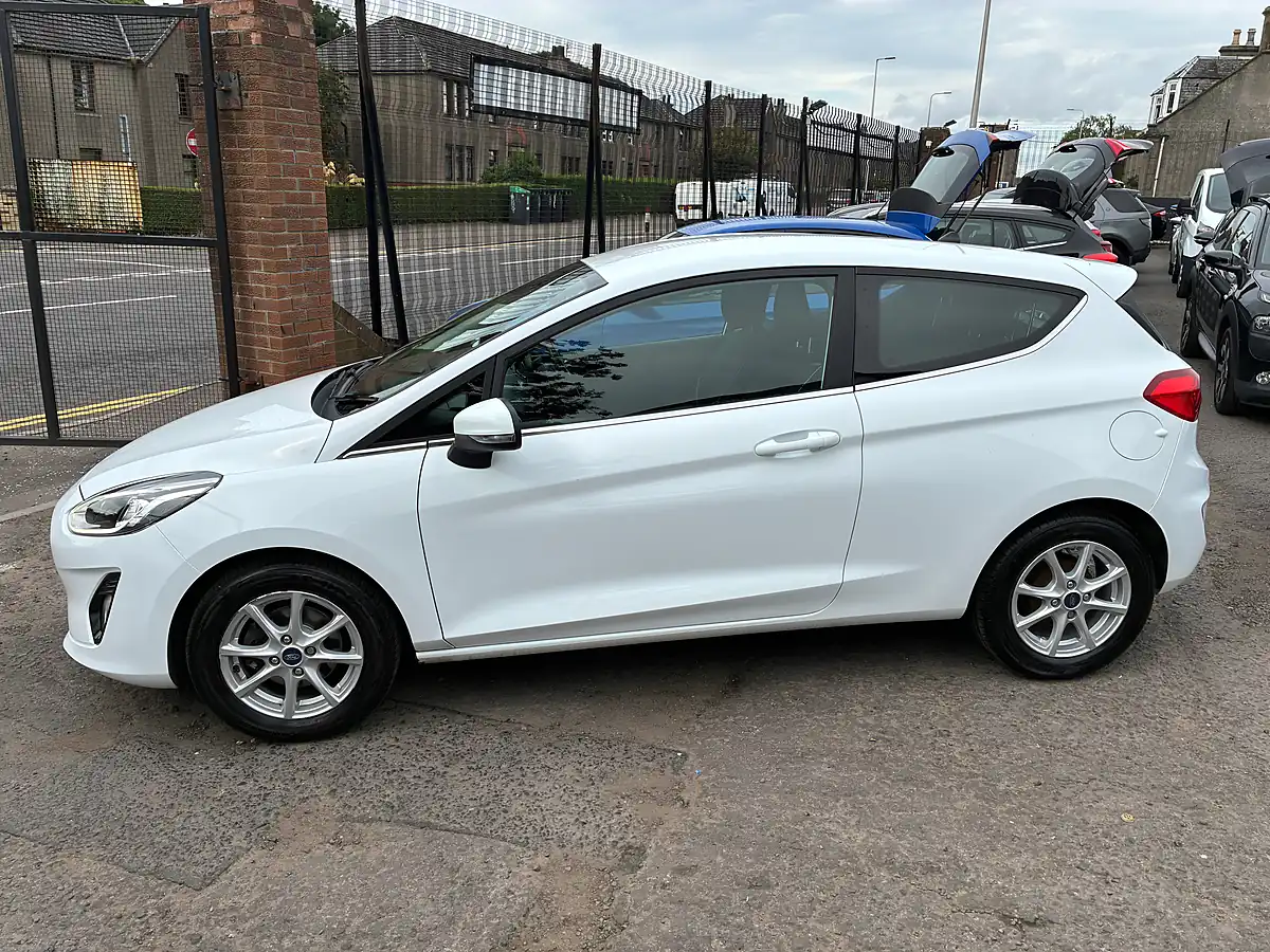 Used 2018 Ford Fiesta Zetec White - Interior and Exterior details 6