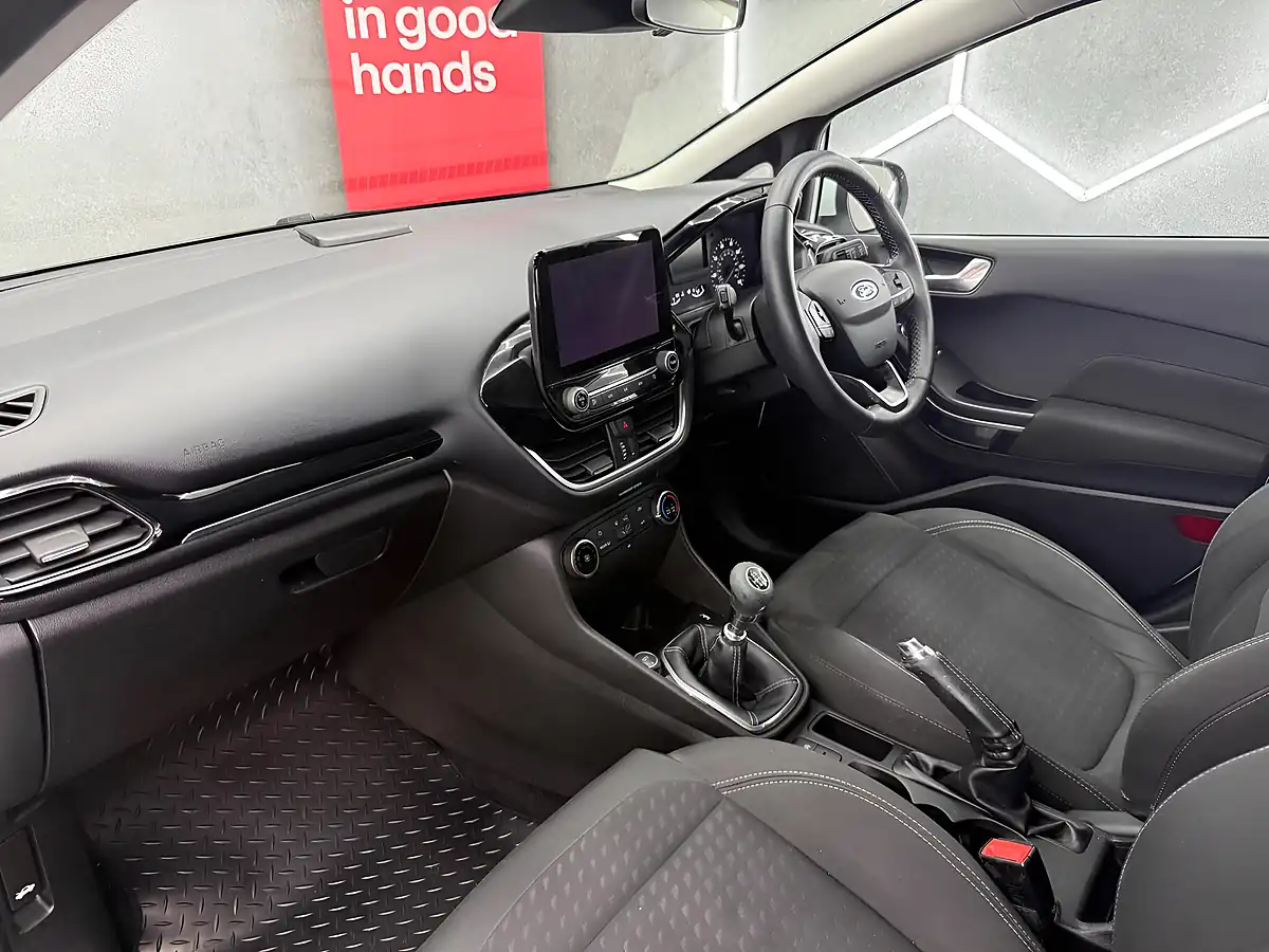 Used 2018 Ford Fiesta Zetec White - Interior and Exterior details 14
