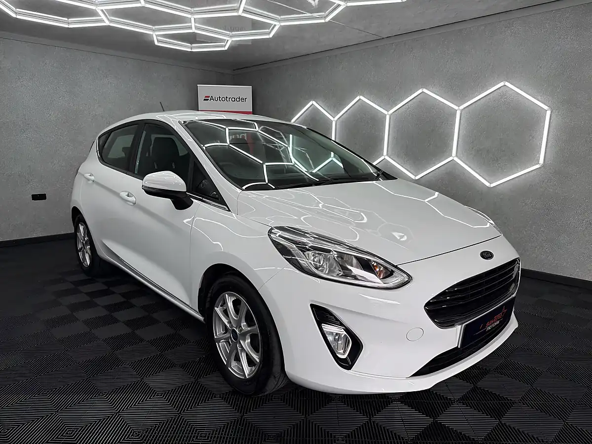 Used 2018 Ford Fiesta Zetec White - Interior and Exterior details 3