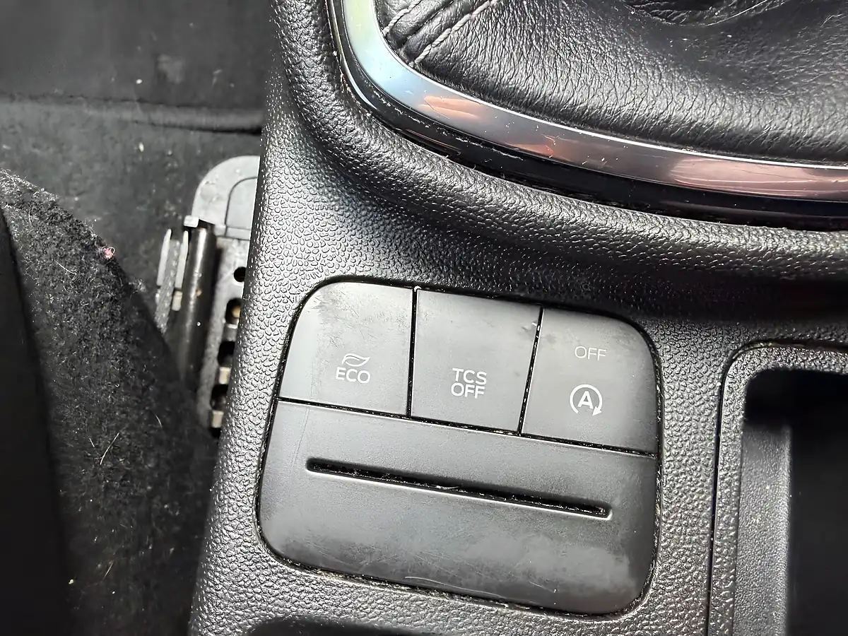 Used 2018 Ford Fiesta Zetec White - Interior and Exterior details 13