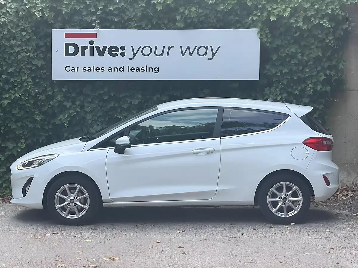 Used 2018 Ford Fiesta Zetec White - Interior and Exterior details 4