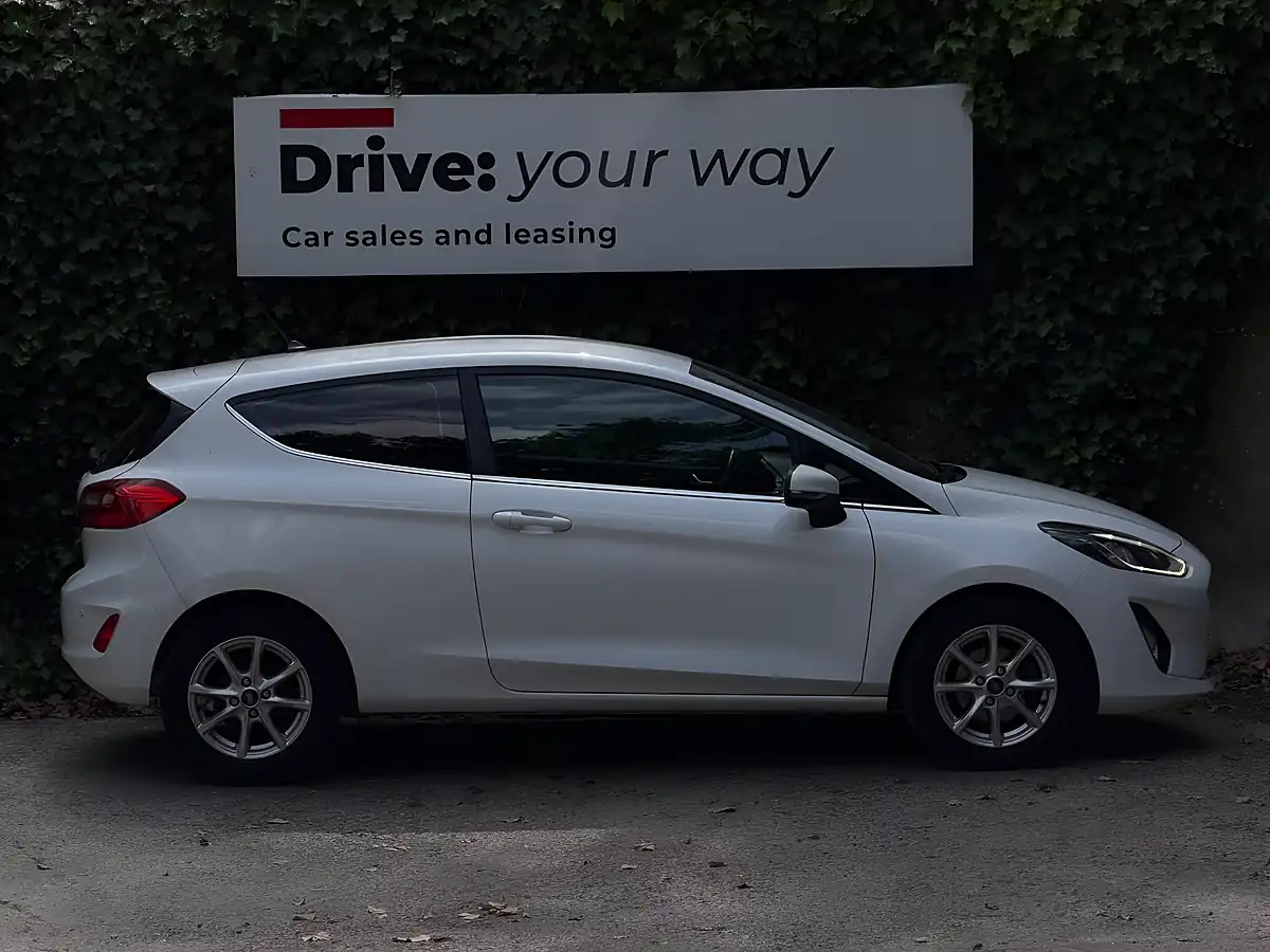 Used 2018 Ford Fiesta Zetec White - Interior and Exterior details 5