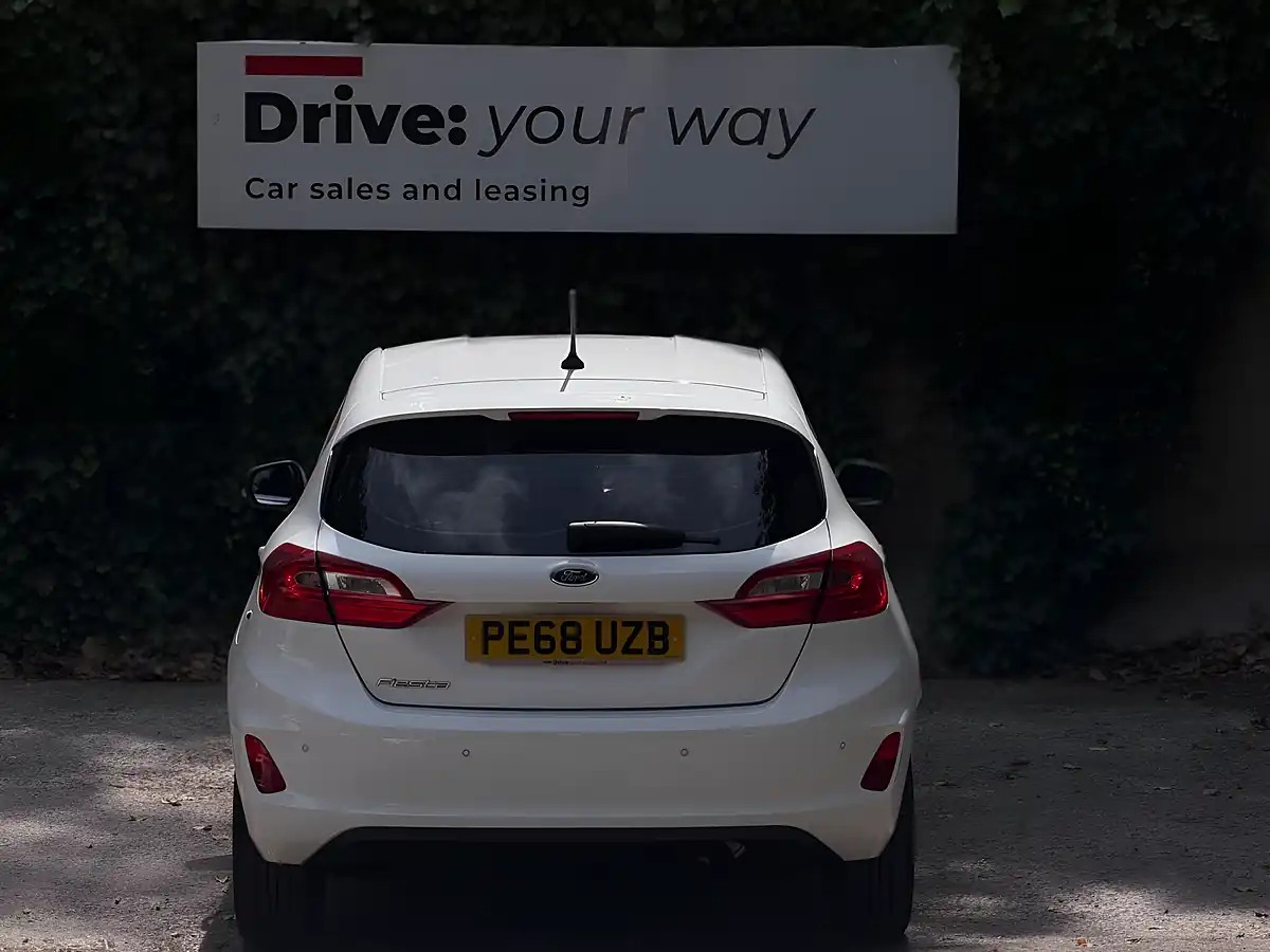 Used 2018 Ford Fiesta Zetec White - Interior and Exterior details 8