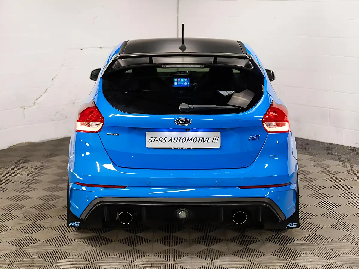 Used 2018 Ford Focus RS Edition Blue - Interior and Exterior details 8