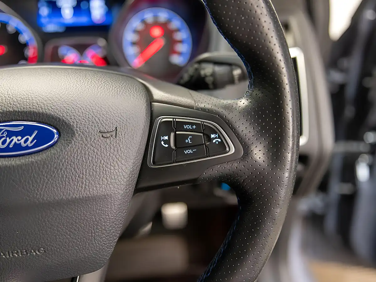 Used 2018 Ford Focus RS Grey - Interior and Exterior details 12