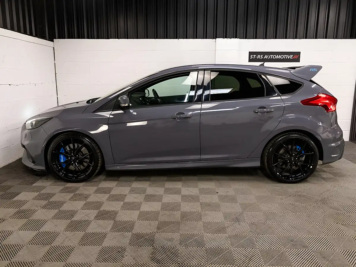 Used 2018 Ford Focus RS Grey - Interior and Exterior details 4