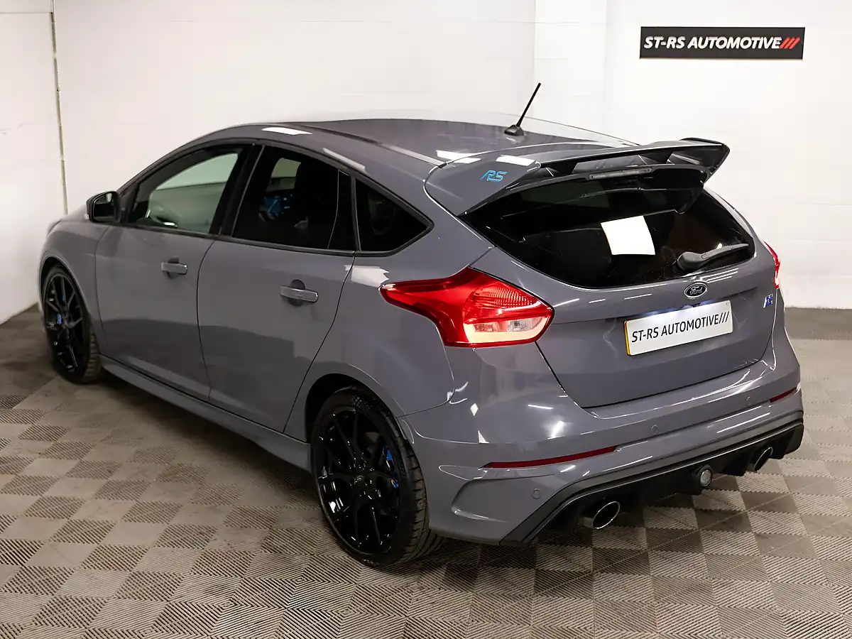 Used 2018 Ford Focus RS Grey - Interior and Exterior details 8