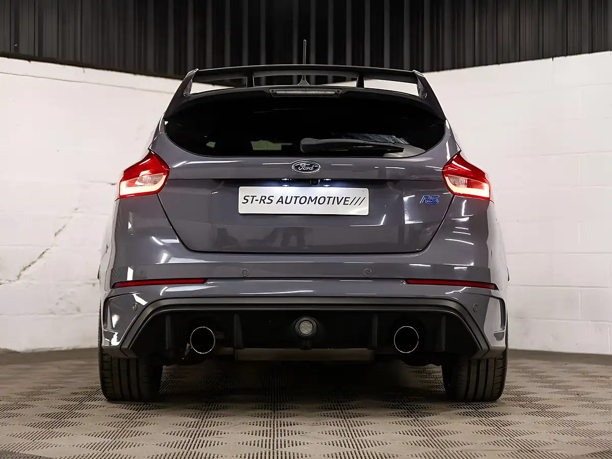 Used 2018 Ford Focus RS Grey - Interior and Exterior details 9