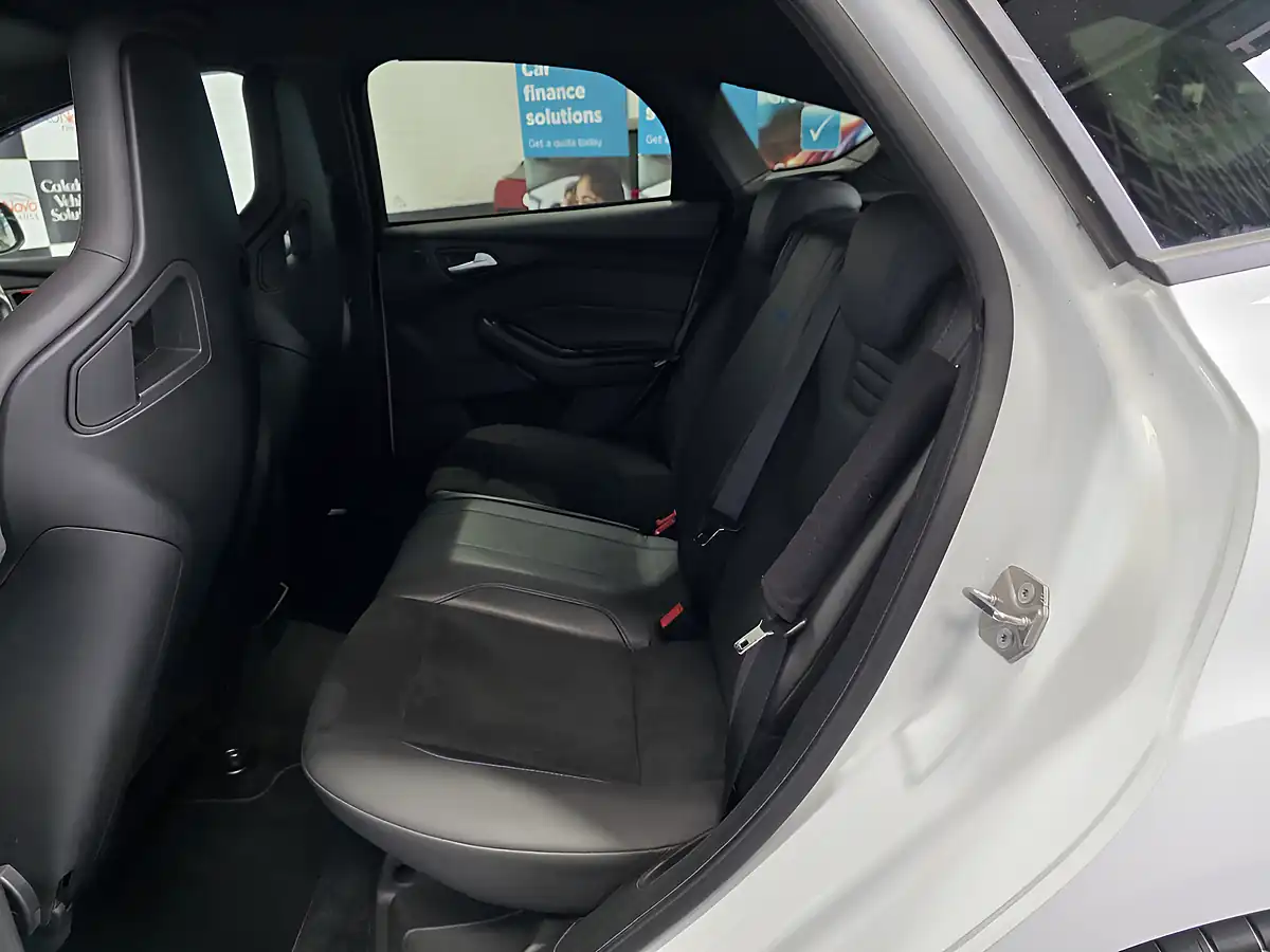Used 2018 Ford Focus RS White - Interior and Exterior details 11