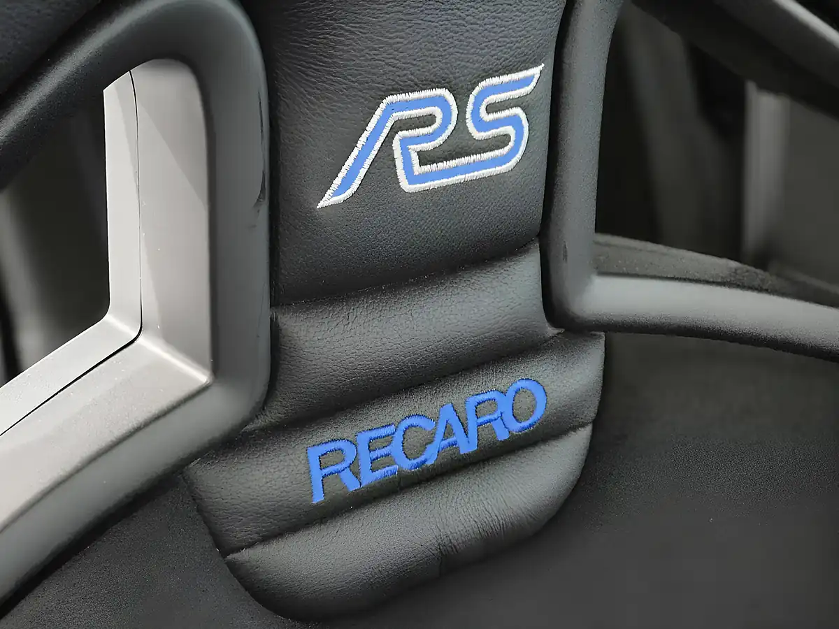 Used 2018 Ford Focus RS White - Interior and Exterior details 14