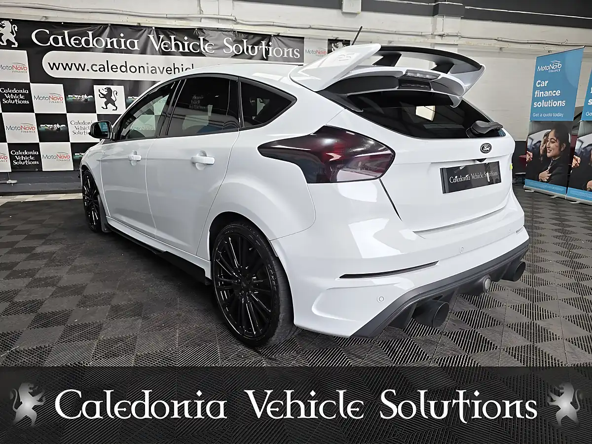 Used 2018 Ford Focus RS White - Interior and Exterior details 3