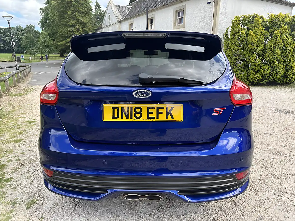 Used 2018 Ford Focus ST-3 Blue - Interior and Exterior details 11