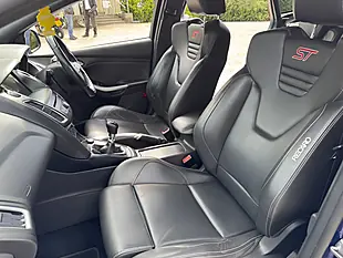 Used 2018 Ford Focus ST-3 Blue - Interior and Exterior details 14