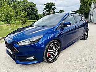 Used 2018 Ford Focus ST-3 Blue - Interior and Exterior details 20