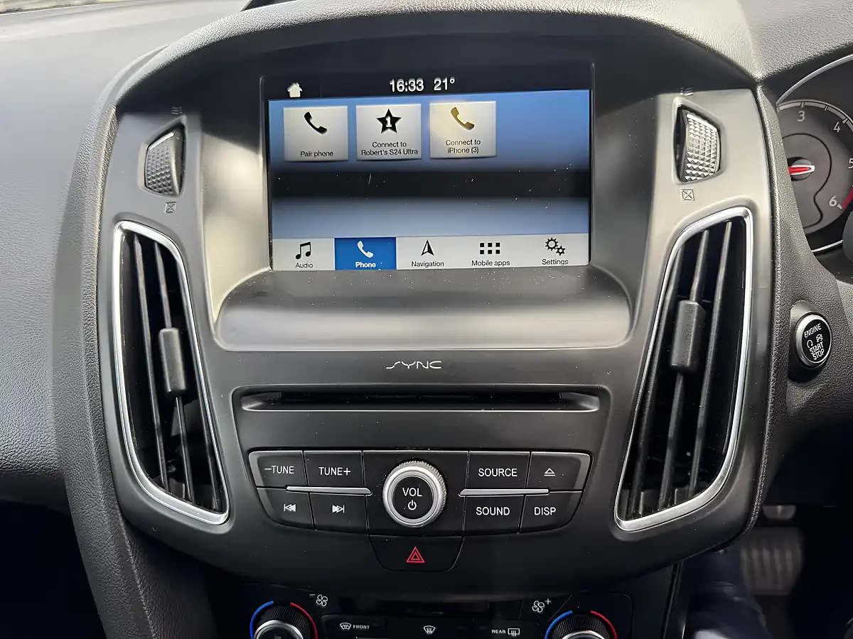 Used 2018 Ford Focus ST-3 Blue - Interior and Exterior details 8