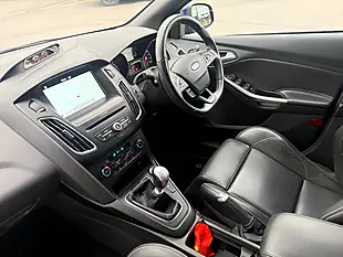 Used 2018 Ford Focus ST-3 Blue - Interior and Exterior details 19