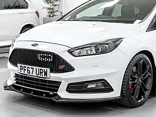 Used 2018 Ford Focus ST-3 Frozen White - Interior and Exterior details 10