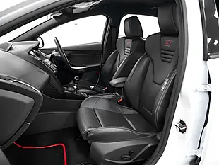 Used 2018 Ford Focus ST-3 Frozen White - Interior and Exterior details 14