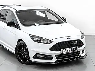 Used 2018 Ford Focus ST-3 Frozen White - Interior and Exterior details 9