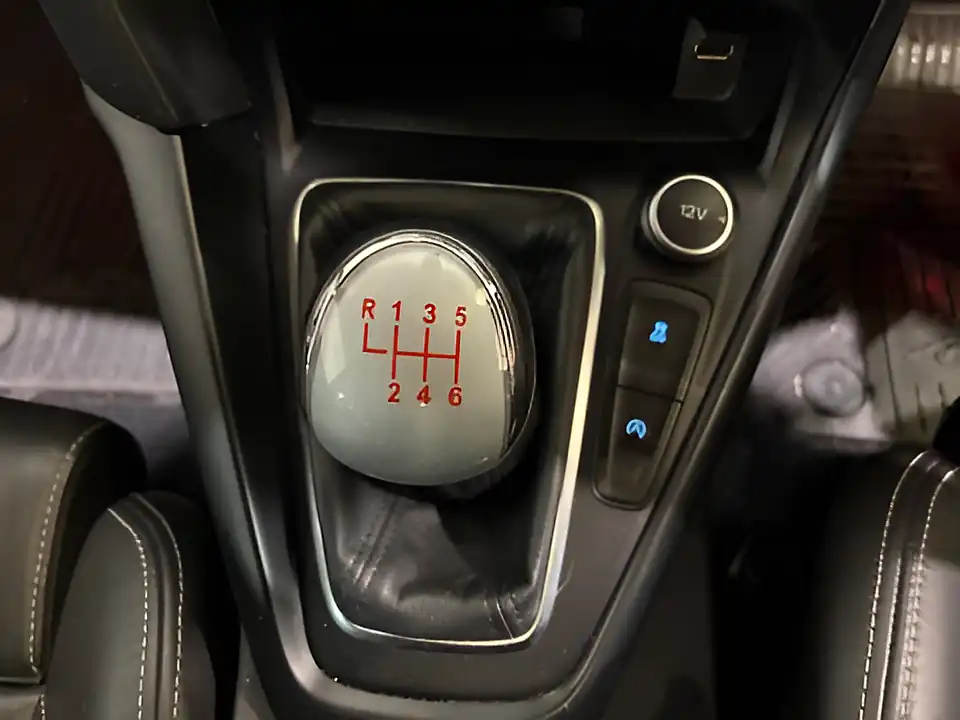 Used 2018 Ford Focus ST-3 Grey - Interior and Exterior details 13