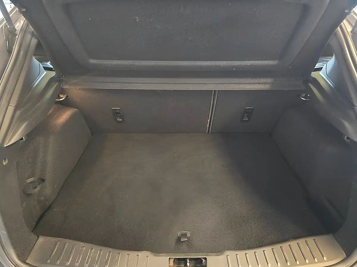 Used 2018 Ford Focus ST-3 Grey - Interior and Exterior details 16