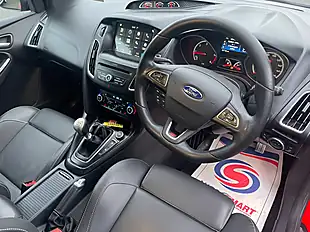 Used 2018 Ford Focus ST-3 Red - Interior and Exterior details 13