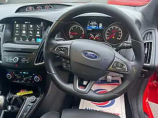 Used 2018 Ford Focus ST-3 Red - Interior and Exterior details 14