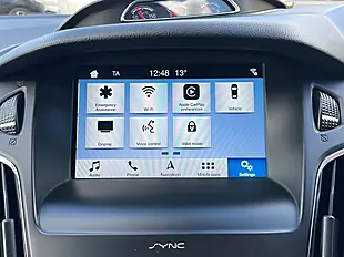 Used 2018 Ford Focus ST-3 Red - Interior and Exterior details 16