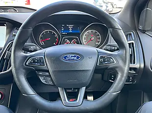 Used 2018 Ford Focus ST-3 Red - Interior and Exterior details 19