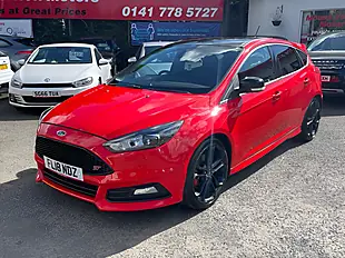 Used 2018 Ford Focus ST-3 Red - Interior and Exterior details 3