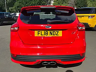 Used 2018 Ford Focus ST-3 Red - Interior and Exterior details 8