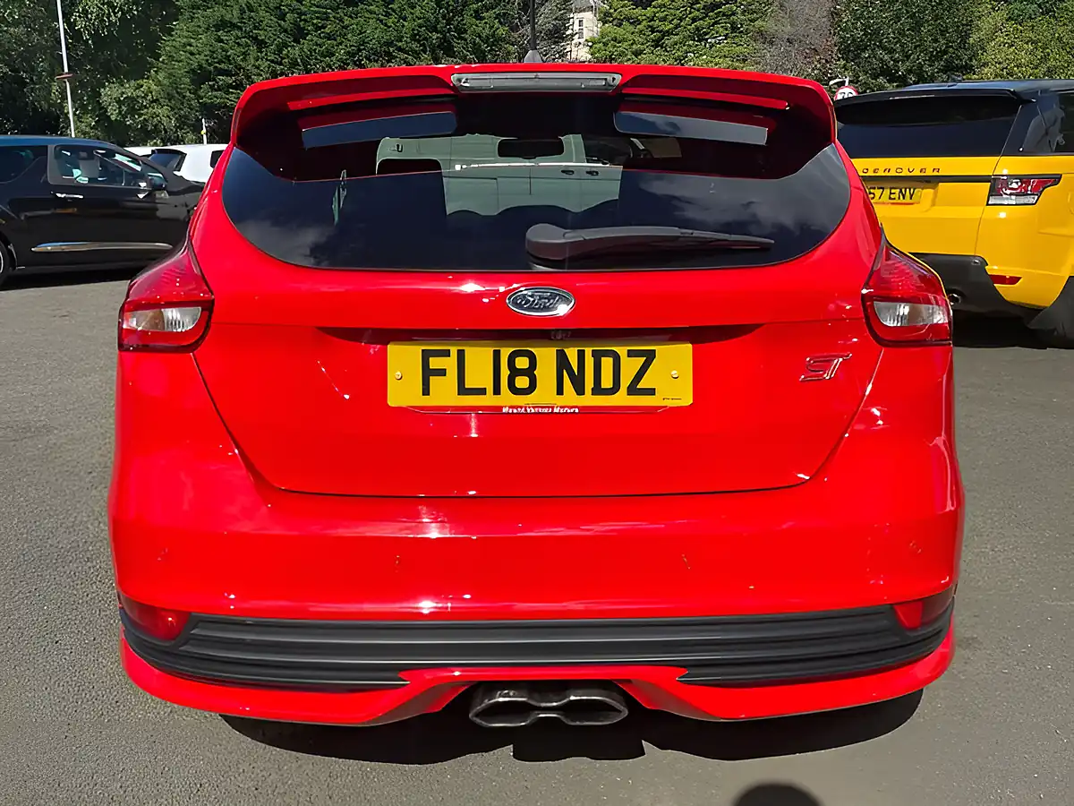Used 2018 Ford Focus ST-3 Red - Interior and Exterior details 8