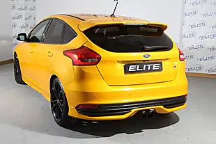 Used 2018 Ford Focus ST-3 Tangerine Scream - Interior and Exterior details 10