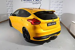 Used 2018 Ford Focus ST-3 Tangerine Scream - Interior and Exterior details 13