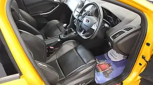 Used 2018 Ford Focus ST-3 Tangerine Scream - Interior and Exterior details 14