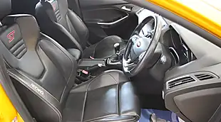 Used 2018 Ford Focus ST-3 Tangerine Scream - Interior and Exterior details 15
