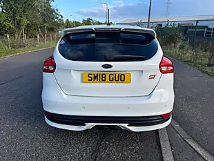 Used 2018 Ford Focus ST-3 White - Interior and Exterior details 7
