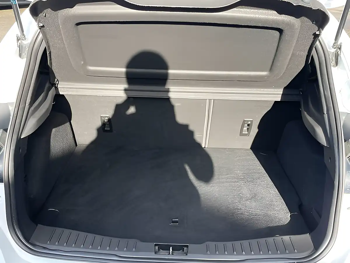 Used 2018 Ford Focus ST-3 White - Interior and Exterior details 12
