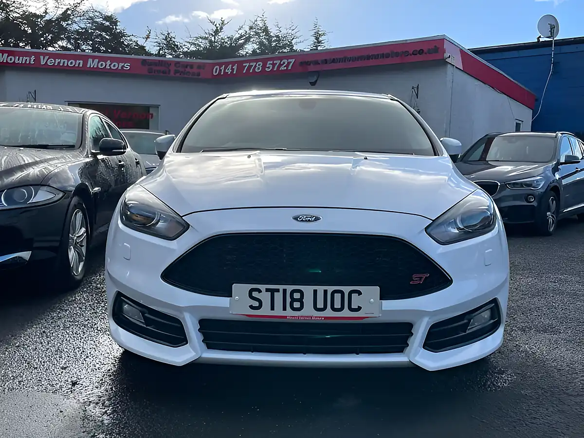Used 2018 Ford Focus ST-3 White - Interior and Exterior details 5