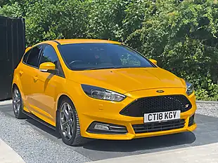 Used 2018 Ford Focus ST-3 Yellow - Interior and Exterior details 7