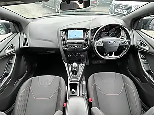 Used 2018 Ford Focus ST-Line Black - Interior and Exterior details 12